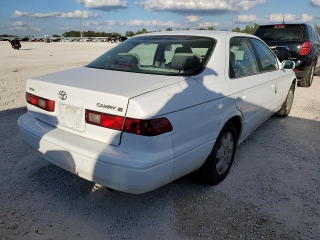 4T1BG22K7XU874651 - 1999 TOYOTA CAMRY CE WHITE photo 4