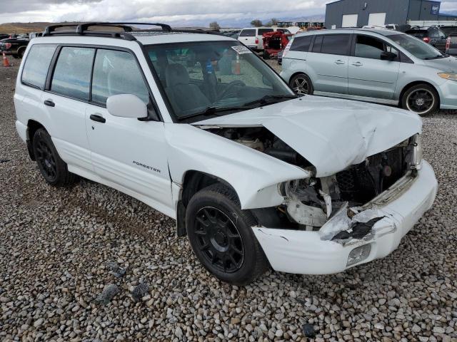 JF1SF65672H725662 - 2002 SUBARU FORESTER S WHITE photo 1