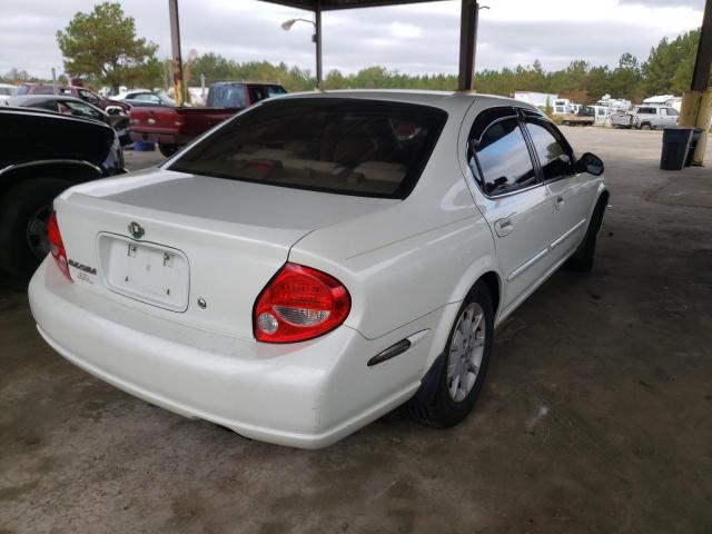 JN1CA31D61T602045 - 2001 NISSAN MAXIMA GXE WHITE photo 4