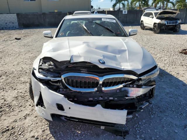 3MW5R7J0XL8B21998 - 2020 BMW 330XI WHITE photo 9