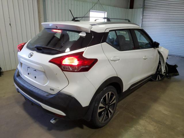 3N1CP5CU6JL537449 - 2018 NISSAN KICKS S WHITE photo 4