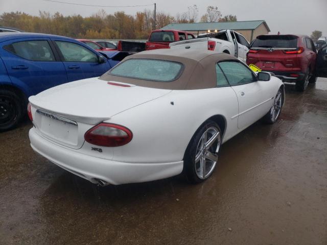 SAJGX2744VC009175 - 1997 JAGUAR XK8 WHITE photo 4