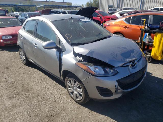 JM1DE1KY2E0181671 - 2014 MAZDA MAZDA2 SPO 银色 照片 1