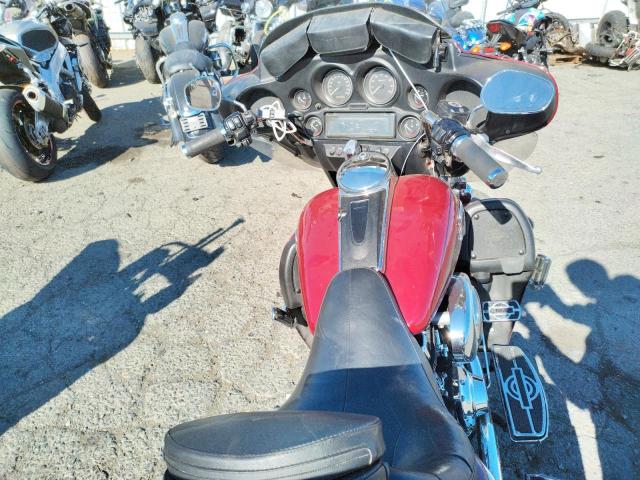 1HD1FCW346Y608618 - 2006 HARLEY-DAVIDSON FLHTCUI 红色 照片 5