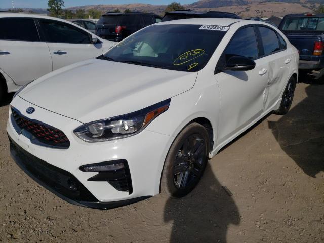 3KPF34AD4ME270081 - 2021 KIA FORTE GT L WHITE photo 2