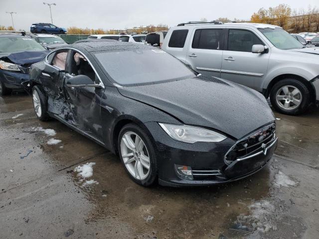 5YJSA1S2XFF087930 - 2015 TESLA MODEL S 70 BLACK photo 1