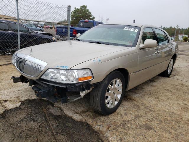 2LNBL8CVXAX****** - 2010 LINCOLN TOWN CAR S TAN photo 2