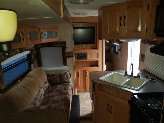 4YDT2992391532346 - 2009 KEYSTONE SPRINTER WHITE photo 5