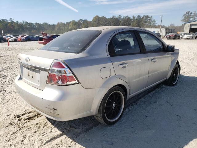 KL1TD56657B049615 - 2007 CHEVROLET AVEO BASE SILVER photo 4