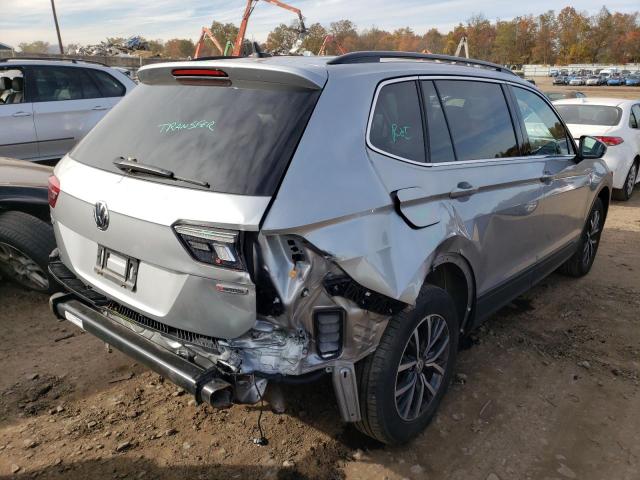 3VV2B7AX1KM175933 - 2019 VOLKSWAGEN TIGUAN SE SILVER photo 4