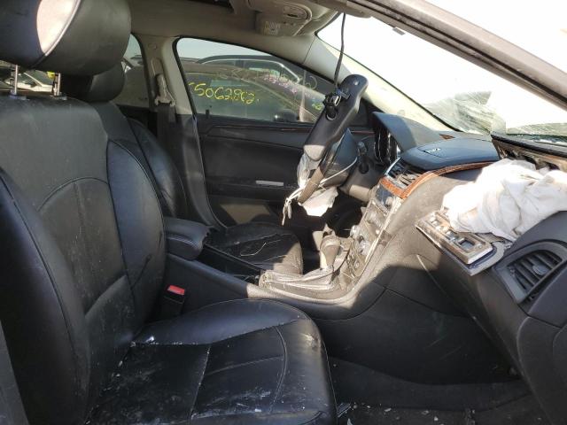 1G1ZE5E05CF194260 - 2012 CHEVROLET MALIBU LTZ თეთრი ფოტო 5