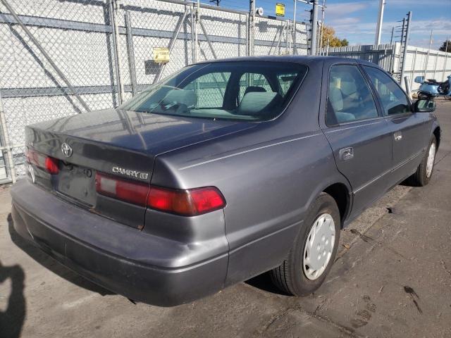 4T1BG22K9VU175289 - 1997 TOYOTA CAMRY CE GRAY photo 4