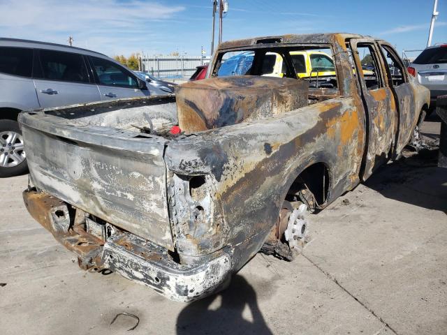 3C6UR5DL7JG371007 - 2018 RAM 2500 SLT 烧焦的 照片 4