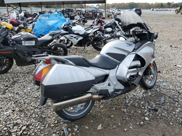 JH2SC51007M500746 - 2007 HONDA ST1300 SILVER photo 4