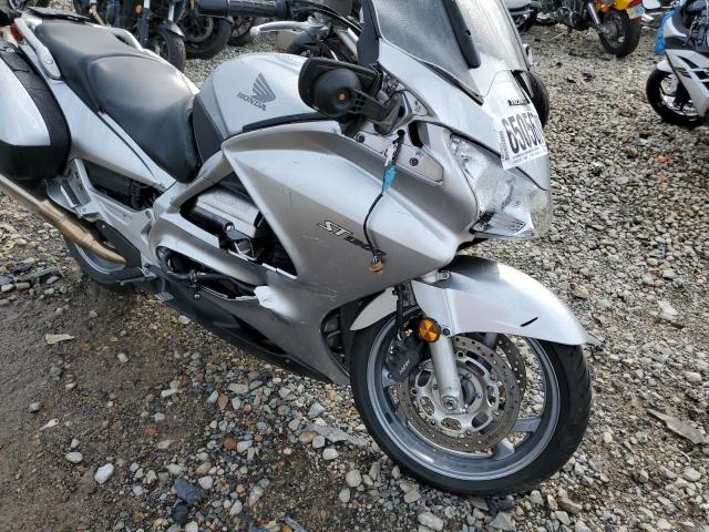 JH2SC51007M500746 - 2007 HONDA ST1300 SILVER photo 9