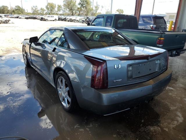 1G6YV34A845600057 - 2004 CADILLAC XLR GRAY photo 3