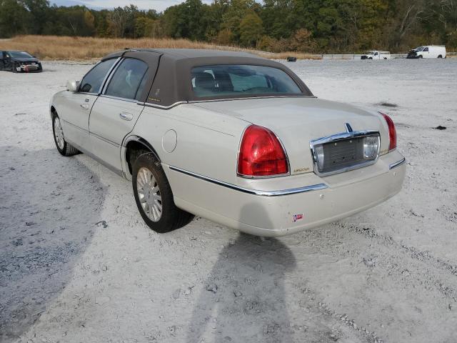 1LNHM81W45Y653993 - 2005 LINCOLN TOWN CAR S BEIGE photo 3