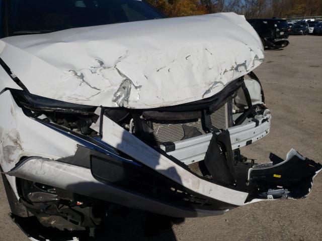 3GNKBCRS1KS639869 - 2019 CHEVROLET BLAZER 2LT WHITE photo 9