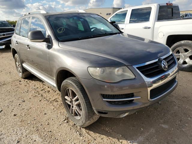 WVGBE77L99D015617 - 2009 VOLKSWAGEN TOUAREG 2 GOLD photo 1