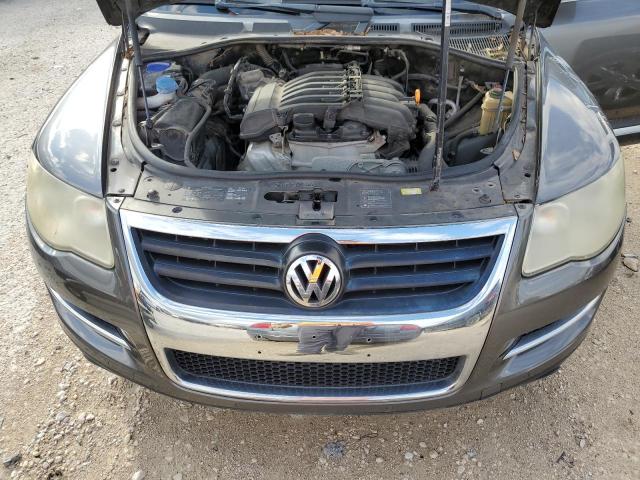 WVGBE77L99D015617 - 2009 VOLKSWAGEN TOUAREG 2 GOLD photo 7