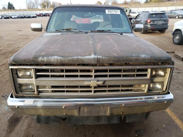 1G8EK16L4GF145244 - 1986 CHEVROLET SUBURBAN BLUE photo 9