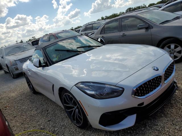 WBAHF3C01MWX25752 - 2021 BMW Z4 SDRIVE3 WHITE photo 1