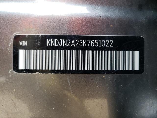 KNDJN2A23K7651022 - 2019 KIA SOUL GRAY photo 10