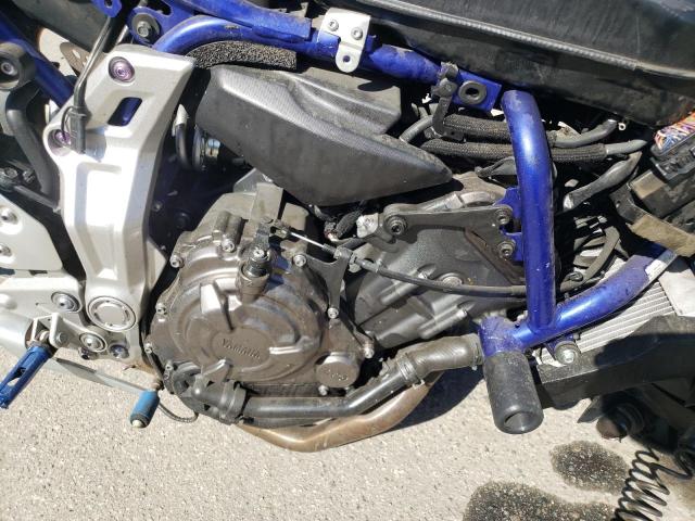 JYARM06YXFA000188 - 2015 YAMAHA FZ07 C BLUE photo 7