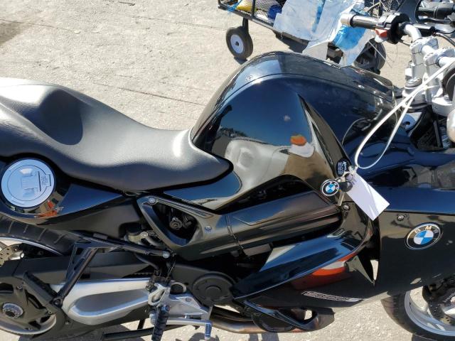 WB102440XBZR12707 - 2011 BMW F800 ST BLACK photo 5