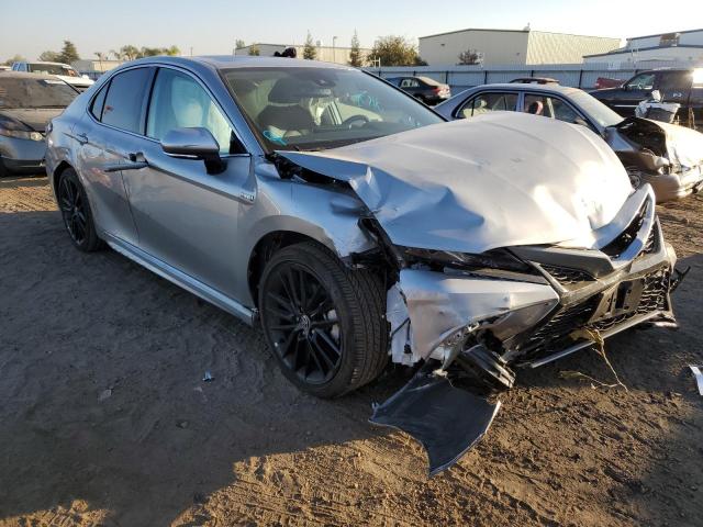 4T1K31AK9MU030727 - 2021 TOYOTA CAMRY XSE SILVER photo 1