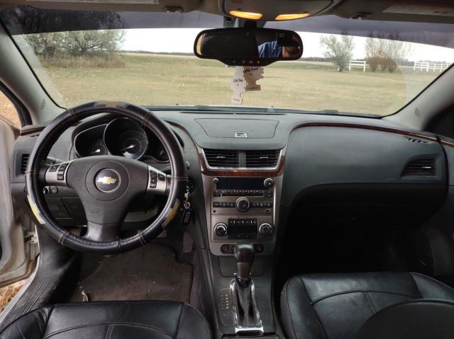 1G1ZE5E16BF352791 - 2011 CHEVROLET MALIBU LTZ ვერცხლისფერი ფოტო 9