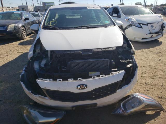 KNADM4A36D6211595 - 2013 KIA RIO LX WHITE photo 9