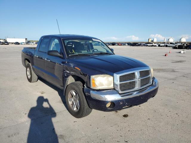 1D7HE48N15S237657 - 2005 DODGE DAKOTA QUA BLUE photo 1