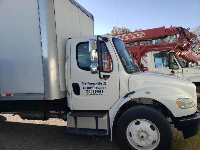 3ALACWDTXGDHC3992 - 2016 FREIGHTLINER M2 106 MED WHITE photo 1