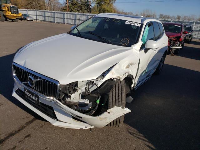 YV4102RL4L1570429 - 2020 VOLVO XC60 T5 IN WHITE photo 2