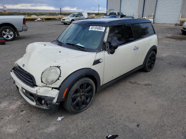 WMWML33569TX34846 - 2009 MINI COOPER CLU WHITE photo 2