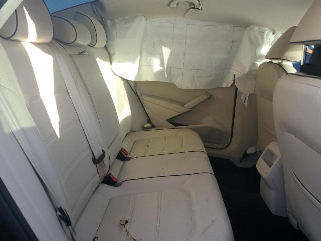 1VWDT7A32HC001748 - 2017 VOLKSWAGEN PASSAT R-L 黑色 照片 6