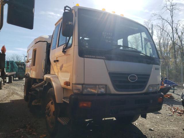 JNAPC81L5AAF80229 - 2010 NISSAN DIESEL UD3300 WHITE photo 1