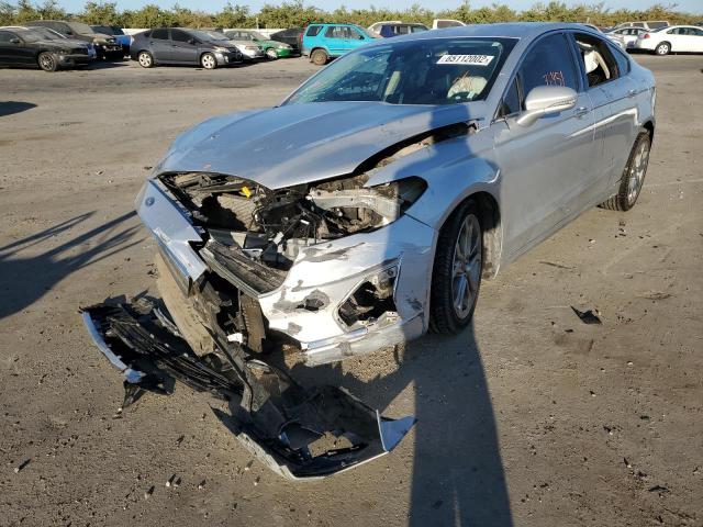 3FA6P0CD2KR118337 - 2019 FORD FUSION SEL SILVER photo 2