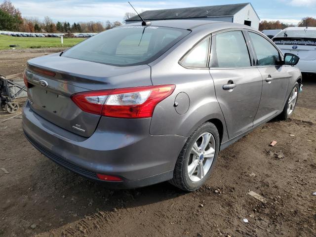 1FADP3F20EL136356 - 2014 FORD FOCUS GRAY photo 4