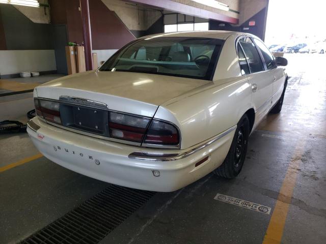 1G4CW54K454103132 - 2005 BUICK PARK AVENU WHITE photo 4