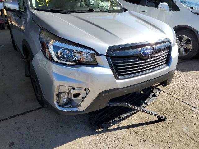 JF2SKAJC0KH448665 - 2019 SUBARU FORESTER S SILVER photo 9