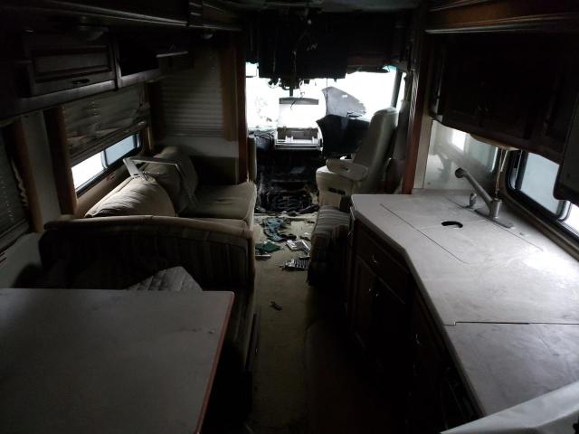 5B4MP67G843387829 - 2004 FTWD MOTORHOME TAN photo 5