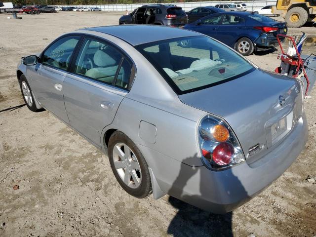 1N4AL11D83C235306 - 2003 NISSAN ALTIMA BAS SILVER photo 3