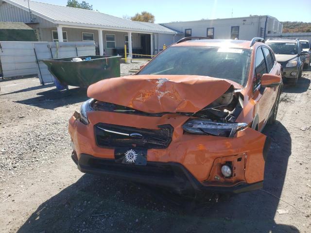 JF2GTAMC7JH223947 - 2018 SUBARU CROSSTREK ORANGE photo 9