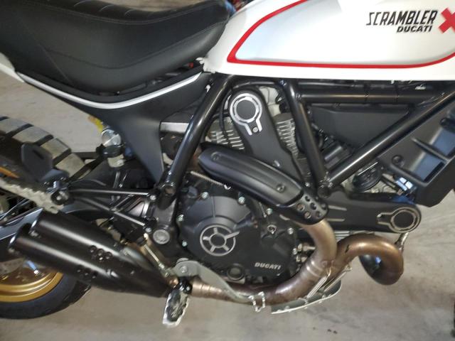 ZDMKAFBM1HB001641 - 2017 DUCATI SCRAMBLER WHITE photo 7