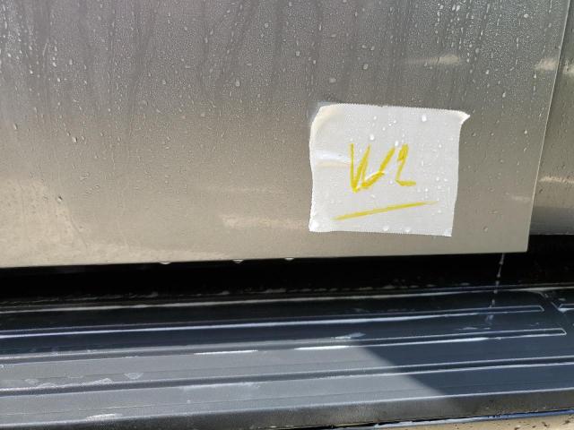 5LMFU28516LJ22568 - 2006 LINCOLN NAVIGATOR 银色 照片 9