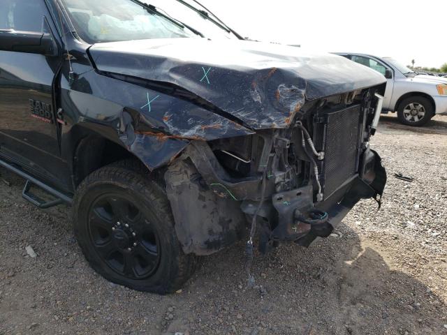 3C6UR5DL6GG152256 - 2016 RAM 2500 SLT 黑色 照片 9