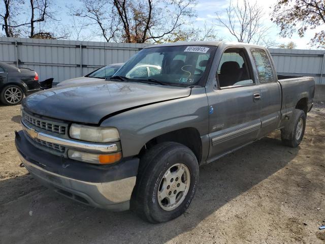 1GCEK19V21E208311 - 2001 CHEVROLET SILVERADO GRAY photo 2