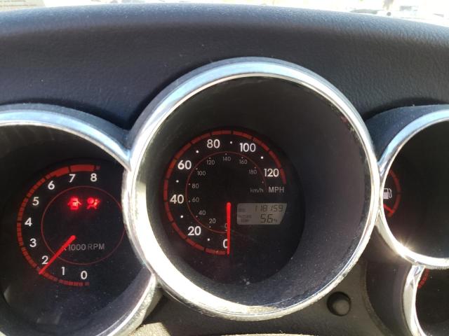 2T1KR32E26C572744 - 2006 TOYOTA MATRIX GRAY photo 8